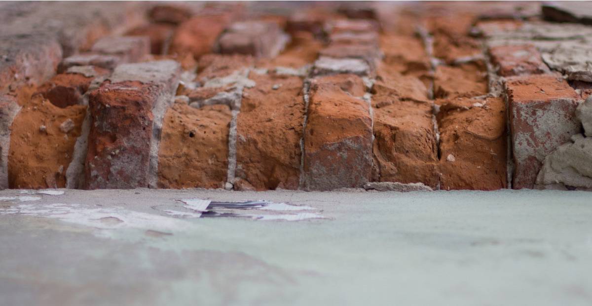 What is brick spalling What is brick spalling